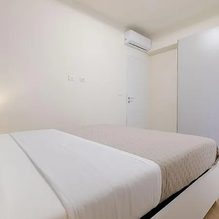 Sant'orsola Deluxe By Milleventi - Parking Apartman
